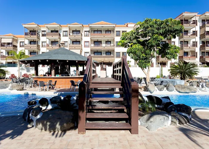 Home2book Sea Pool Daire