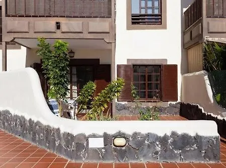 Home2book Sea Pool *