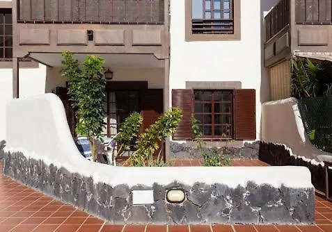 Home2book Sea Pool *